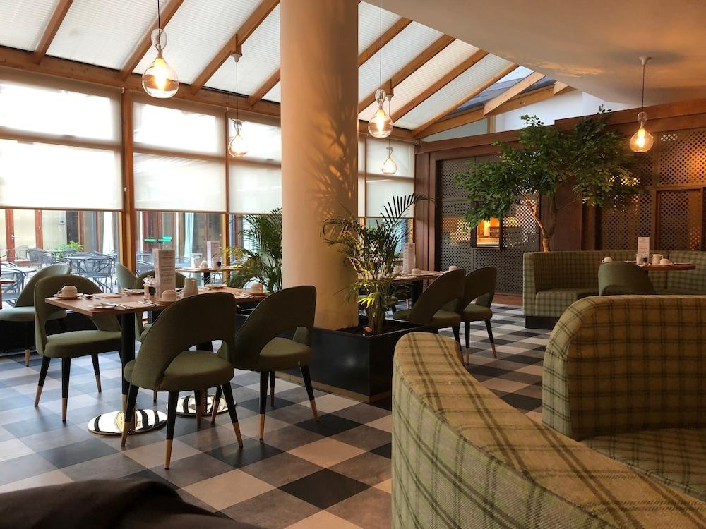 Tullamore Court Hotel Kültér fotó